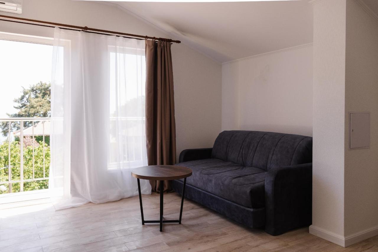 Hotel Talion, Pitsunda Lidzava ภายนอก รูปภาพ