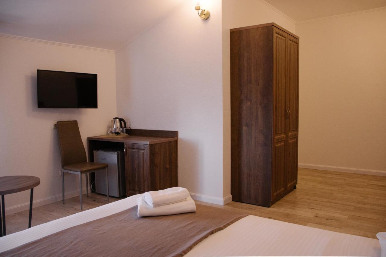Hotel Talion, Pitsunda Lidzava ภายนอก รูปภาพ